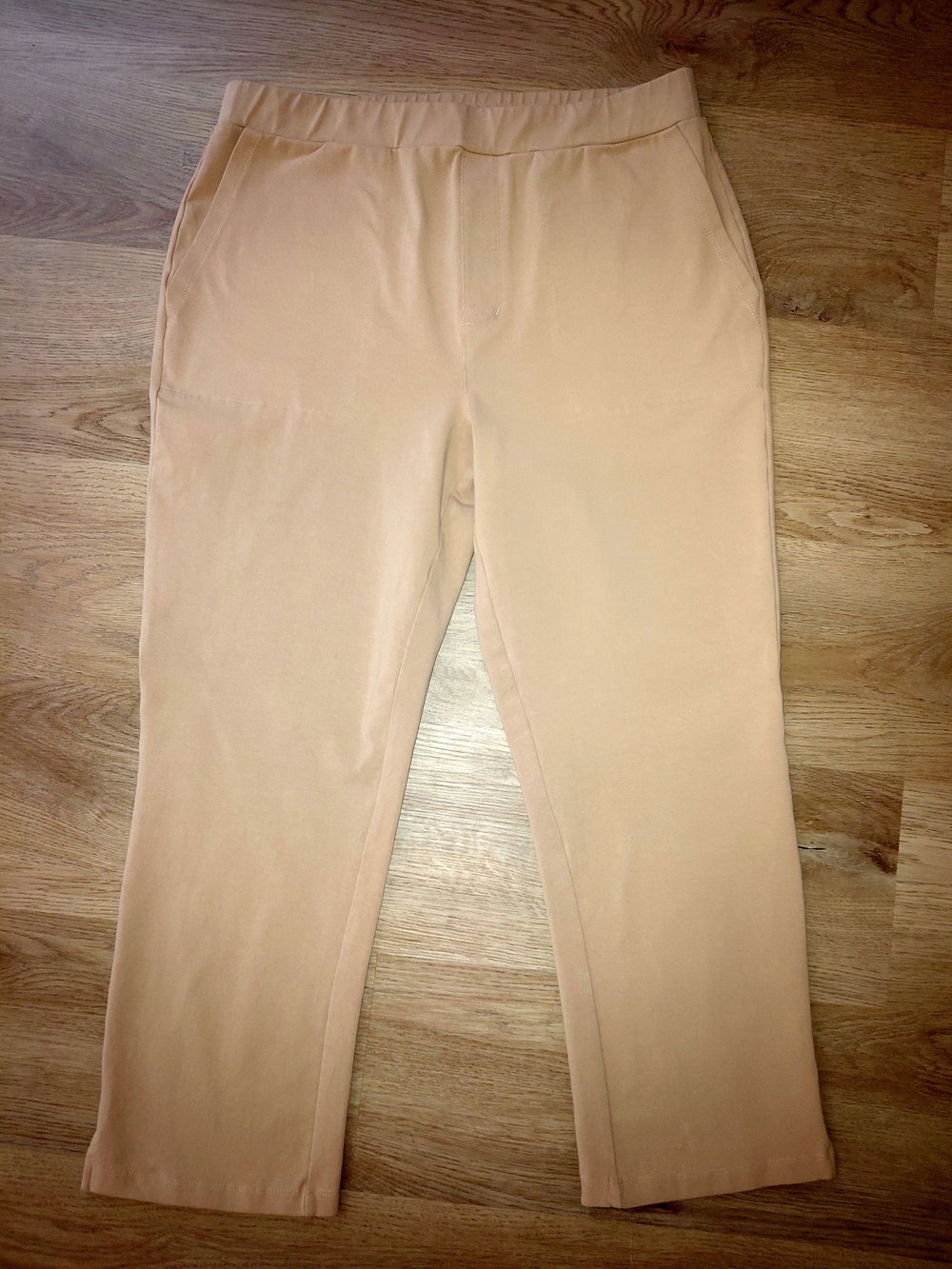 EUC Sz M Susan Graver Weekend StretchyCropped Pull-On Pants With Pockets In Tan - Picture 3 of 11